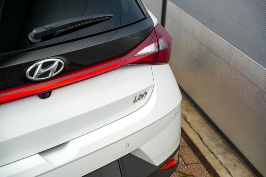 Hyundai i20 1.0 T-GDI Comfort Schuifdak Camera DAB+ Stoel Stuurverwarming Lane Assist Automaat!