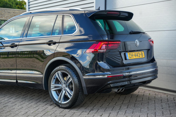 Volkswagen Tiguan 1.5 TSI ACT Highline Business R Adaptive Cruise Lane Assist Carplay PDC Virtual Dash