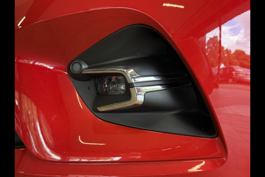Renault Clio 1.0 TCe 100pk | Intens | Groot Navi | 17" | 360 Camera | Stoel & Stuur verwarming | 100% Dealer onderhouden!