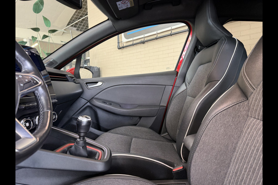 Renault Clio 1.0 TCe 100pk | Intens | Groot Navi | 17" | 360 Camera | Stoel & Stuur verwarming | 100% Dealer onderhouden!