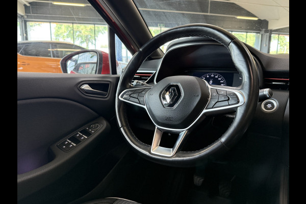 Renault Clio 1.0 TCe 100pk | Intens | Groot Navi | 17" | 360 Camera | Stoel & Stuur verwarming | 100% Dealer onderhouden!