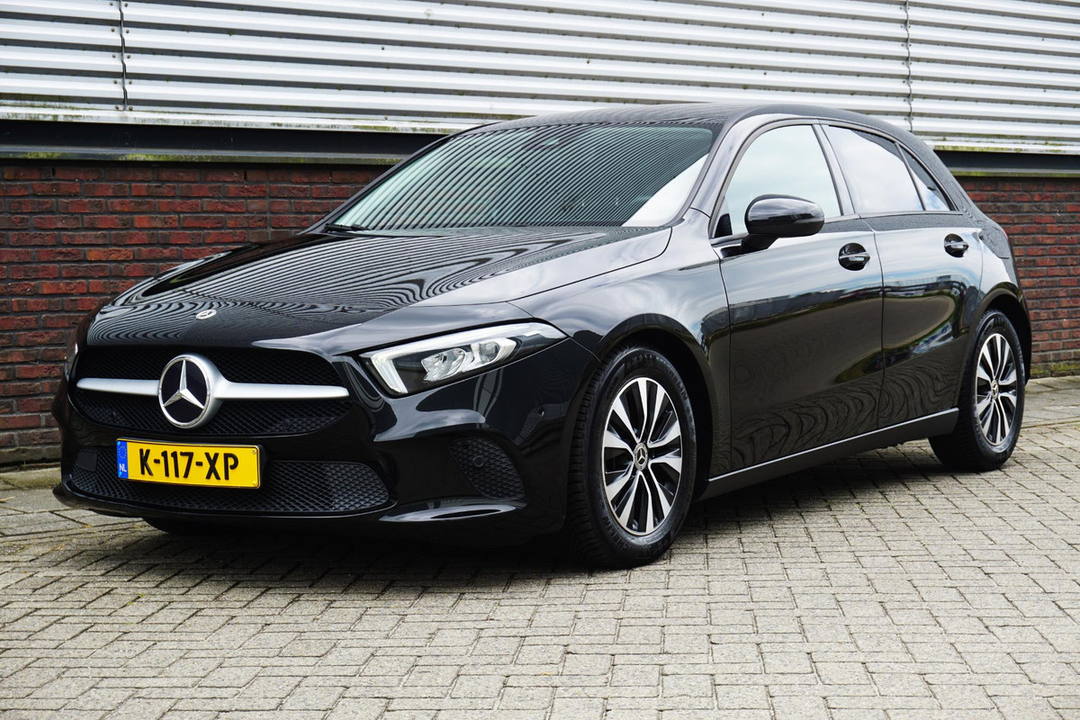 Mercedes-Benz A-Klasse 180 Business Solution/Dealeronderhouden/ 1e Eigenaar.