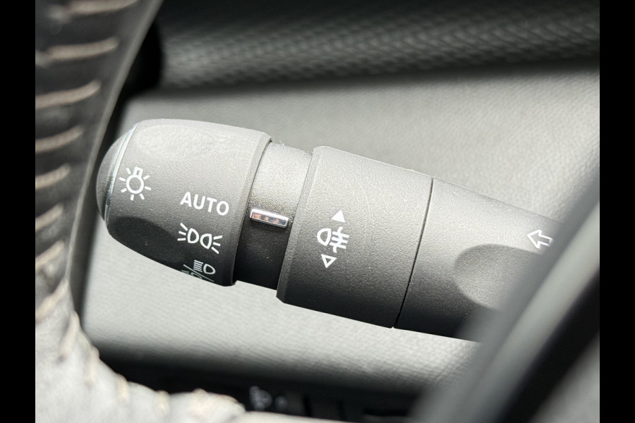 Peugeot 308 BWJ 2022 | 1.5 131PK HDi Pack Bus AUTOMAAT | CLIMA  | PDC | NAVI | CRUISE | LICHTMETAAL |
