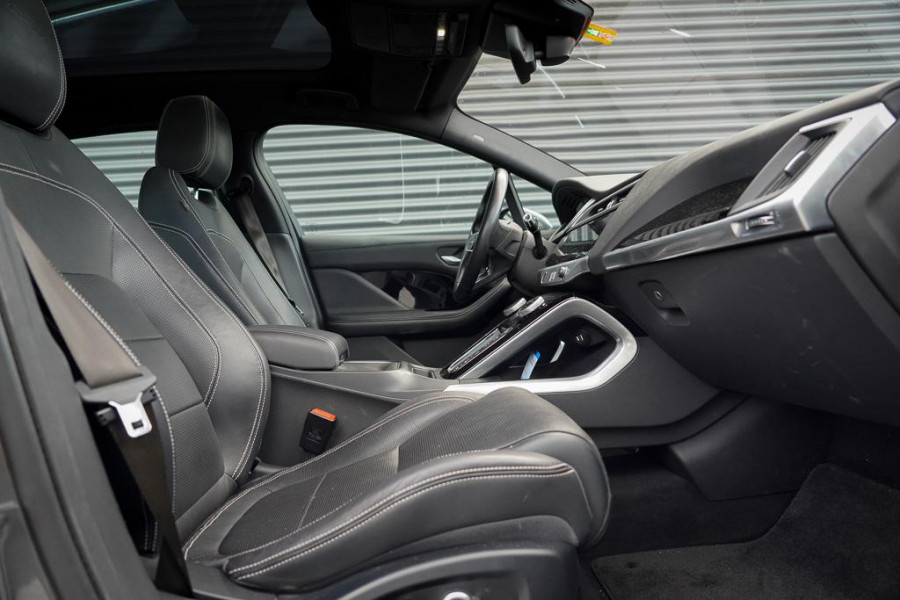 Jaguar I-PACE EV400 HSE 90 kWh / Pano / Trekhaak