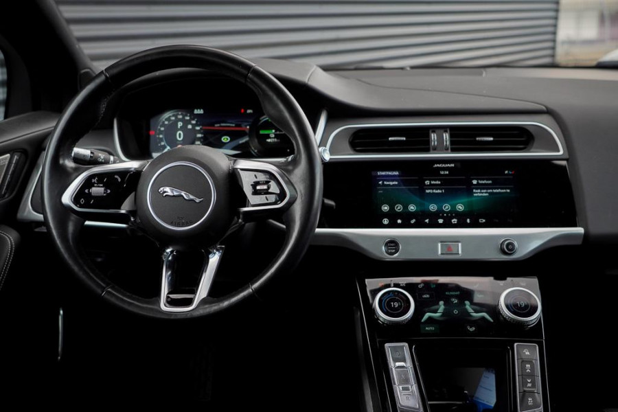 Jaguar I-PACE EV400 HSE 90 kWh / Pano / Trekhaak