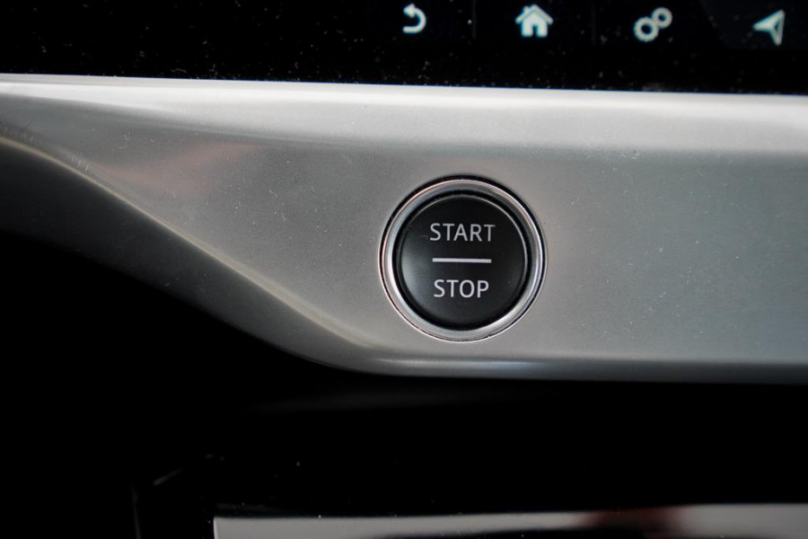 Jaguar I-PACE EV400 HSE 90 kWh / Pano / Trekhaak