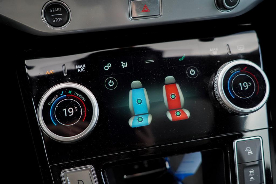 Jaguar I-PACE EV400 HSE 90 kWh / Pano / Trekhaak
