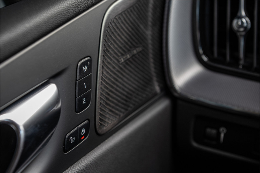 Volvo XC60 2.0 B4 R-Design -Diesel- Dark - Standkachel - H/K - Trekhaak