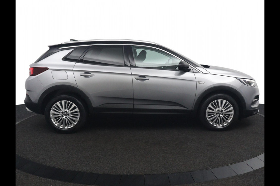 Opel Grandland X 1.2 Turbo*AUTOM*ECC*STOELVERW/KOEL*CARPLAY*COMF.AC