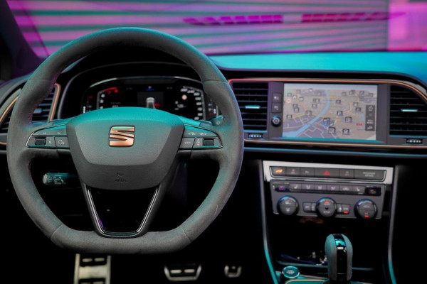 Seat León ST 2.0 TSI 4DRIVE CUPRA R Ultimate Edition / Pano / Carplay