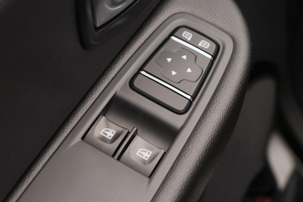 Renault Clio Estate 0.9 TCe Limited Trekhaak Navigatie Cruise/Control