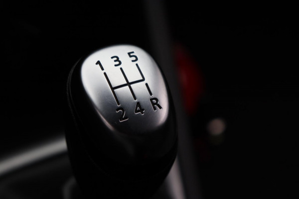 Renault Clio Estate 0.9 TCe Limited Trekhaak Navigatie Cruise/Control