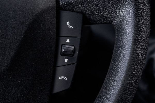 Iveco Daily 35C15 3.0L | Bakwagen met laadklep | Camera | CarPlay | Climate | Cruise | Euro 6