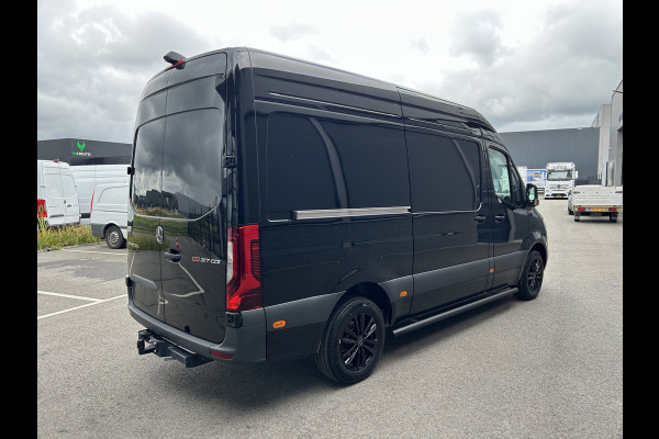 Mercedes-Benz Sprinter 317 CDI L2 H2 Pro 3500KG Trekhaak / LED / Betimmering / MBUX / Camera / Carplay navigatie / Airco / Cruise control