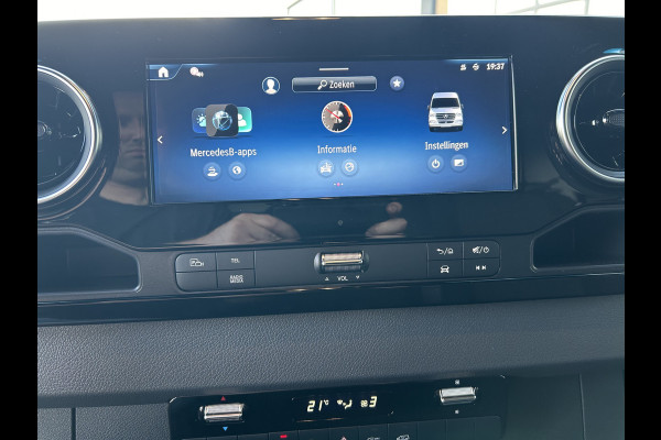 Mercedes-Benz Sprinter 317 CDI L2 H2 Pro 3500KG Trekhaak / LED / Betimmering / MBUX / Camera / Carplay navigatie / Airco / Cruise control