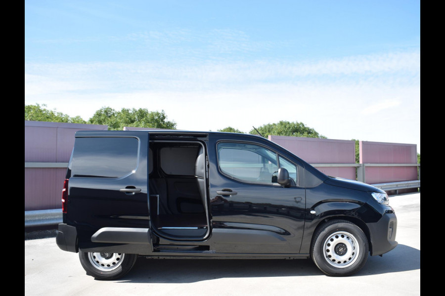 Opel Combo Electric 136 L1 50kWh | 0% RENTE | BETIMMERING | CAMERA + SENSOREN | NAVIGATIE