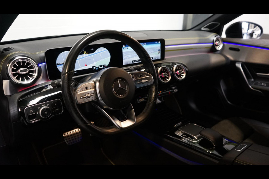Mercedes-Benz A-Klasse A250 AMG Edition 1 AUTOMAAT-AMBIANCE-BURMESTER-CAMERA-KEYLESS-MBUX-MULTIBEAM-NAVIGATIE