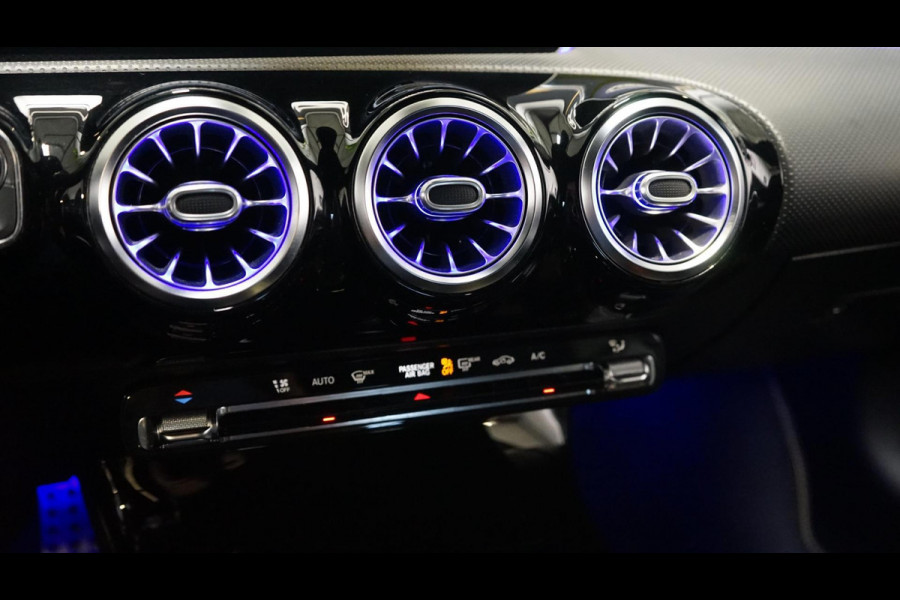 Mercedes-Benz A-Klasse A250 AMG Edition 1 AUTOMAAT-AMBIANCE-BURMESTER-CAMERA-KEYLESS-MBUX-MULTIBEAM-NAVIGATIE