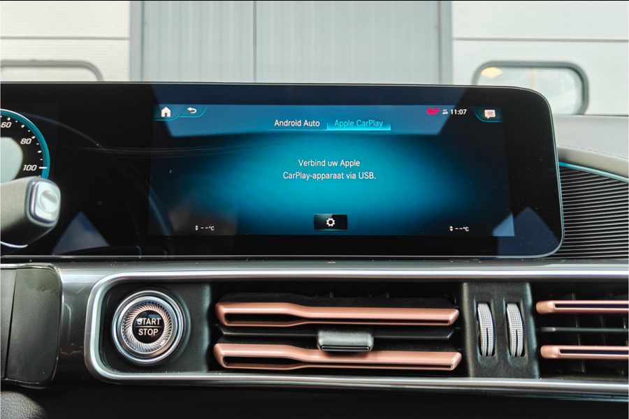 Mercedes-Benz EQC 400 4MATIC 360 Camera Burmester Trekhaak Pano BTW auto Dealer onderhouden.