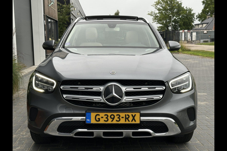 Mercedes-Benz GLC 200 Bus. Sol. Ltd M20 NAVI PANO CLIMATE CAMERA SIDESTEPS