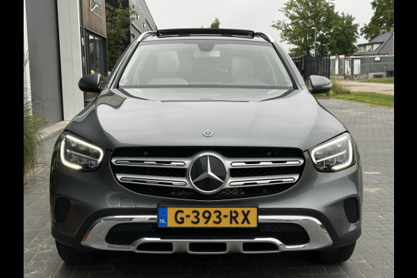 Mercedes-Benz GLC 200 Bus. Sol. Ltd M20 NAVI PANO CLIMATE CAMERA SIDESTEPS