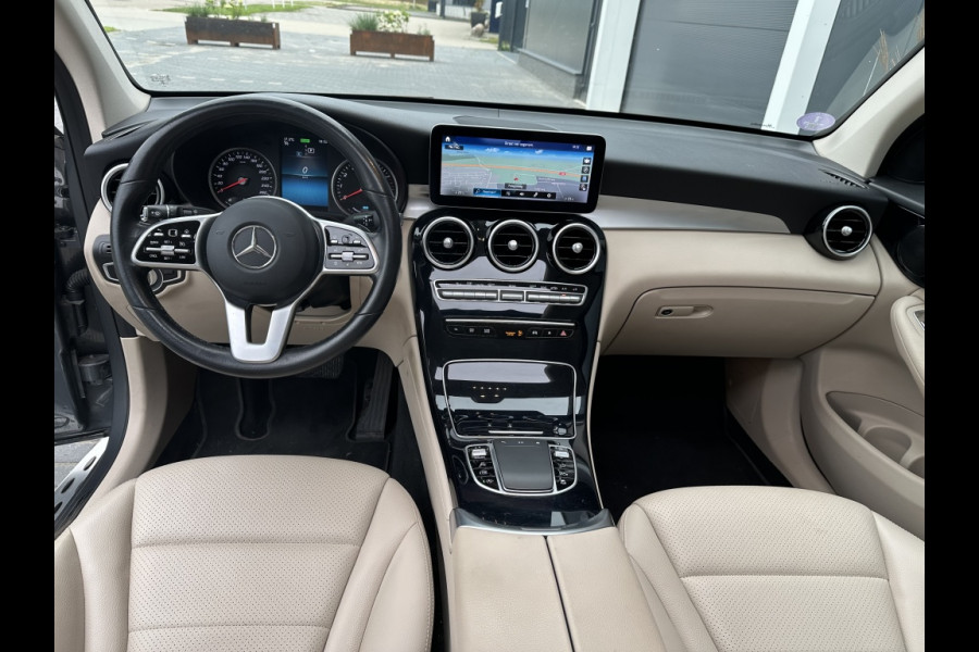 Mercedes-Benz GLC 200 Bus. Sol. Ltd M20 NAVI PANO CLIMATE CAMERA SIDESTEPS