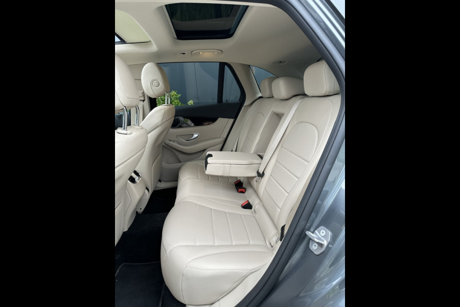 Mercedes-Benz GLC 200 Bus. Sol. Ltd M20 NAVI PANO CLIMATE CAMERA SIDESTEPS