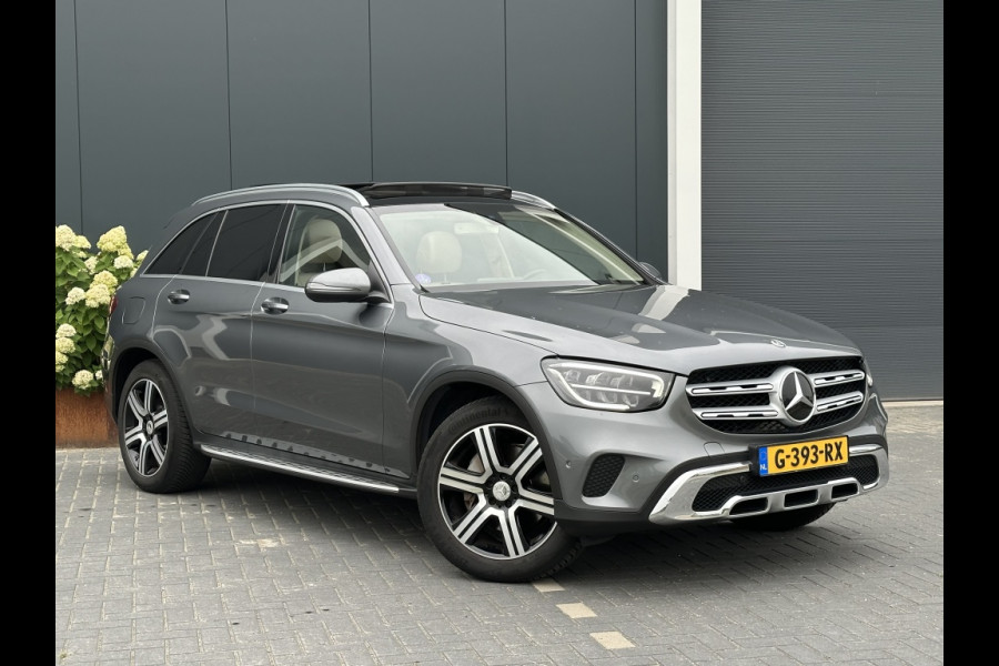 Mercedes-Benz GLC 200 Bus. Sol. Ltd M20 NAVI PANO CLIMATE CAMERA SIDESTEPS