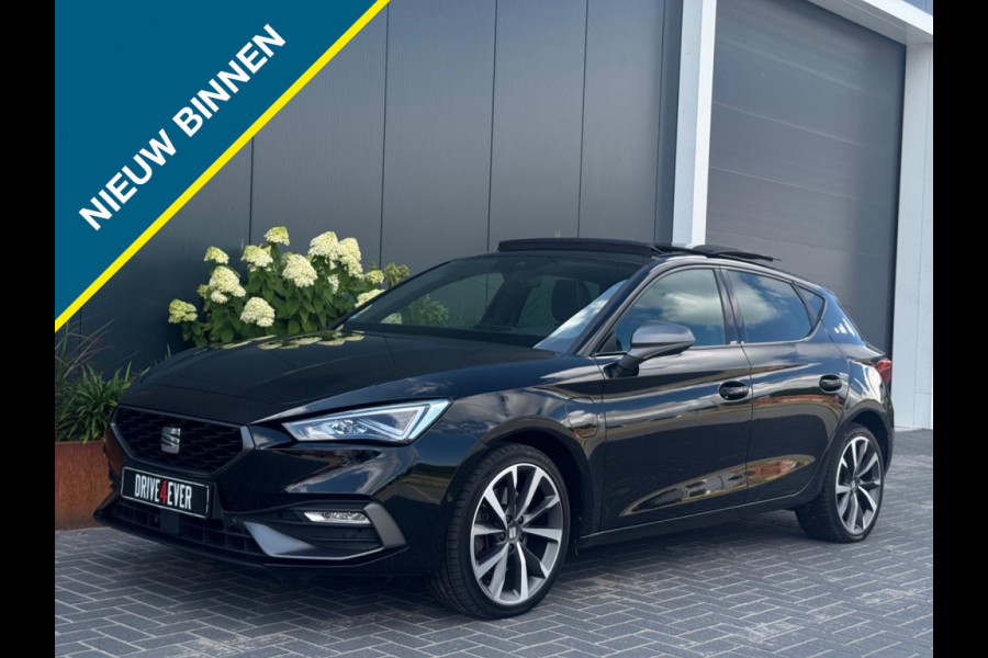 Seat Leon 1.4 TSI eHy. PHEV FR 204pk PANO CLIMATE SFEERVERL CAMERA PDC