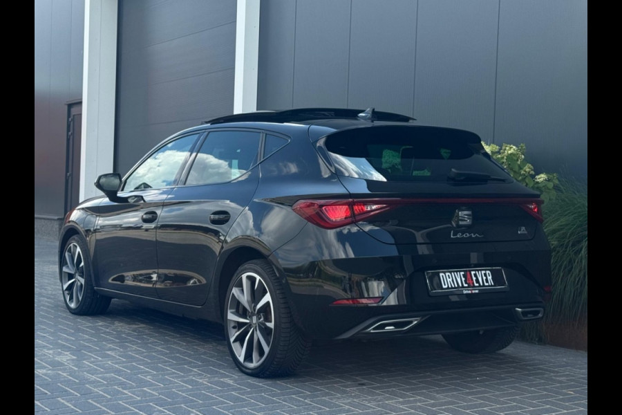 Seat Leon 1.4 TSI eHy. PHEV FR 204pk PANO CLIMATE SFEERVERL CAMERA PDC