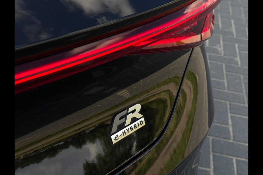 Seat Leon 1.4 TSI eHy. PHEV FR 204pk PANO CLIMATE SFEERVERL CAMERA PDC
