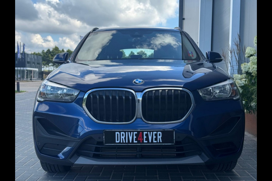 BMW X1 sDrive18i 12-2019 NAVI CLIMATE PDC TREKHAAK SPORTVELGEN