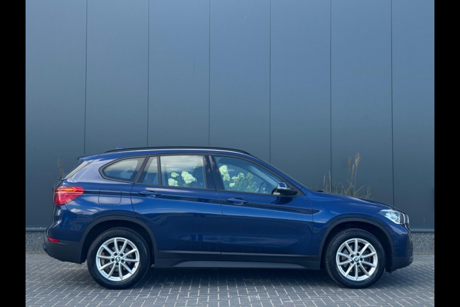 BMW X1 sDrive18i 12-2019 NAVI CLIMATE PDC TREKHAAK SPORTVELGEN