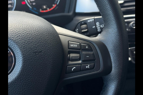 BMW X1 sDrive18i 12-2019 NAVI CLIMATE PDC TREKHAAK SPORTVELGEN