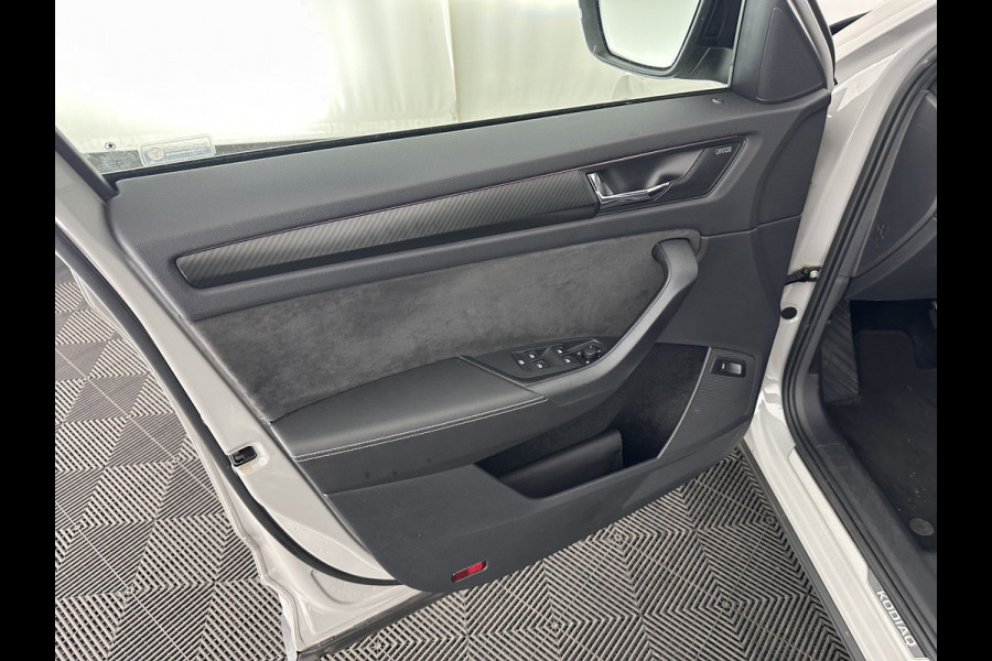 Škoda Kodiaq 1.5 TSI Sportline Business Aut. *PANO | LEATHER-ALCANTARA | FULL-LED | ADAPTIVE-CRUISE | BLIND-SPOT | MEMORY-PACK | CANTON-SOUND | CAMERA | KEYLESS | DIGI-COCKPIT | HEATED-SPORTSEATS | DAB+ | AMBIENT-LIGHT | CARBON | .
