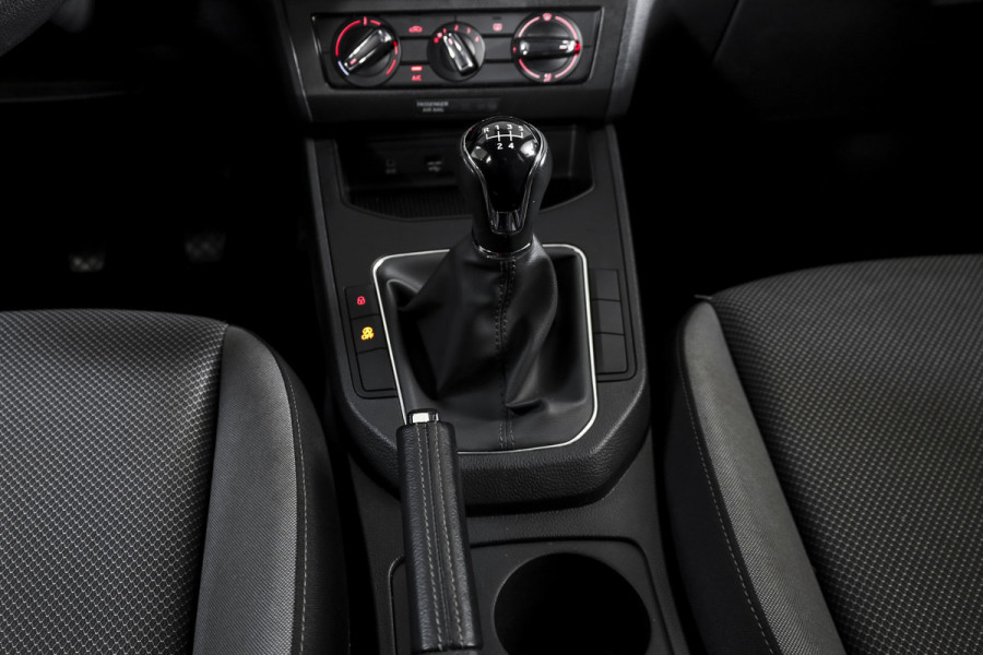 Seat Ibiza 1.0 MPI Reference 80 PK | Cruise | App. Connect | Airco | Radio | LM 15" |
