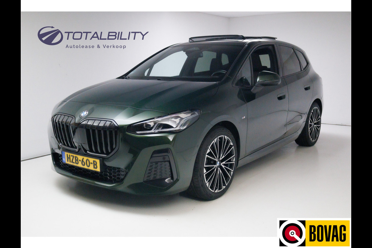 BMW 2 Serie Active Tourer 218i M-sport | Panoramadak | Leer | Harman Kardon | Stoel- en stuurverwarming | HUD | Electrische klep 360 Camera, Assisted driving, Navigatie, Shadowline, Keyless, Helemaal, 19'' Individual. VOL!