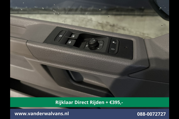 Volkswagen Transporter 2.0 TDI L2H1 Dubbele Cabine Euro6 *Rijklaar Direct Rijden* Airco | 5-Zits | Navigatie | Trekhaak | Apple Carplay Android Auto, Cruisecontrol, Parkeersensoren