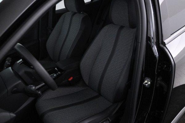 Peugeot 2008 1.2 PureTech 100 Allure Fabrieksgarantie, Apple carplay, Navigatie,