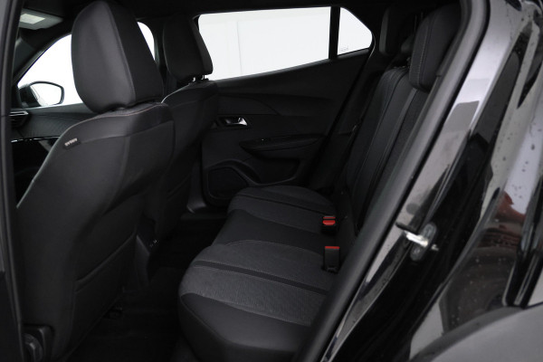Peugeot 2008 1.2 PureTech 100 Allure Fabrieksgarantie, Apple carplay, Navigatie,