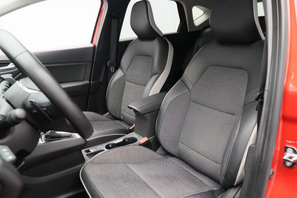 Renault Captur 1.3 TCe 140 Intens Trekhaak Climate/control Navigatie