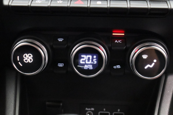 Renault Captur 1.3 TCe 140 Intens Trekhaak Climate/control Navigatie