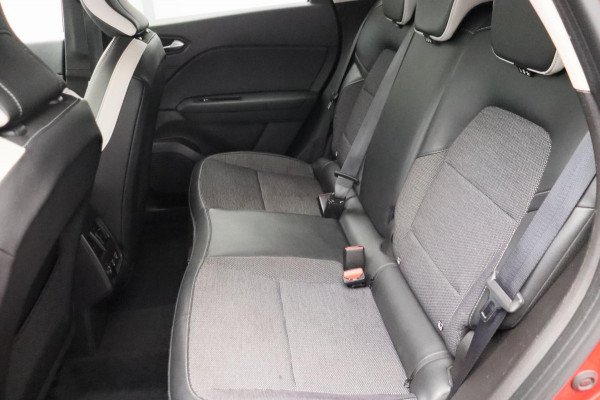 Renault Captur 1.3 TCe 140 Intens Trekhaak Climate/control Navigatie