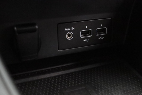 Renault Captur 1.3 TCe 140 Intens Trekhaak Climate/control Navigatie