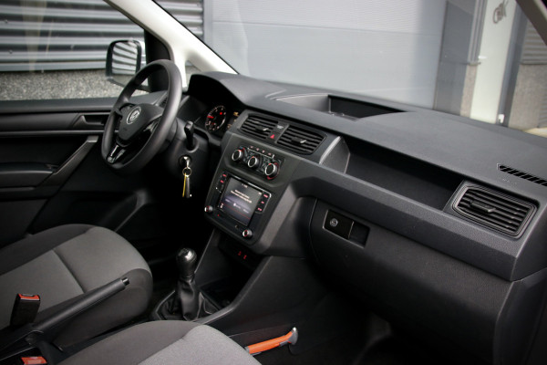Volkswagen Caddy 2.0 TDI 185 PK | CarPlay | Cruise control | Imperiaal | Airco | Elek. ramen | NAP Logisch | Nieuwe APK | Onderhoudsbeurt | LM Velgen | Euro 6