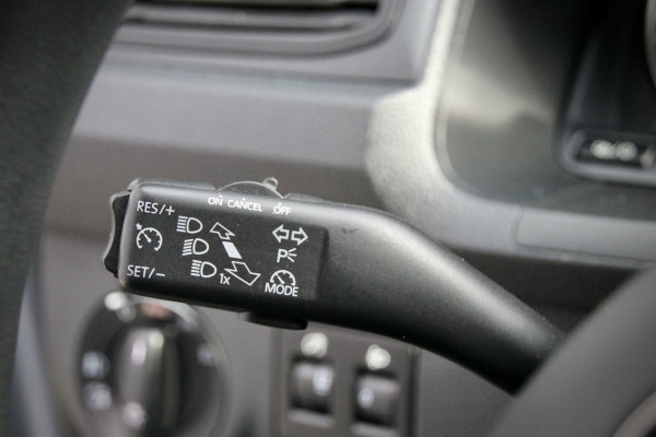 Volkswagen Caddy 2.0 TDI 185 PK | CarPlay | Cruise control | Imperiaal | Airco | Elek. ramen | NAP Logisch | Nieuwe APK | Onderhoudsbeurt | LM Velgen | Euro 6
