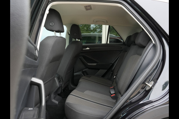 Volkswagen T-Roc 1.5 TSI DSG Style Business | Navigatie | Climate Control | Virtual | Camera