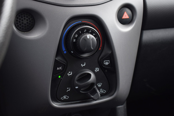 Peugeot 108 1.0 e-VTi Active | 5 Deuren | Airco | Bluetooth | Elektrische Ramen