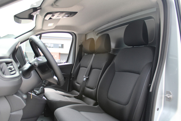 Renault Trafic 2.0 Blue dCi 130pk T29 L1H1 Advance - Navigatie - LED - Camera - Parkeersensoren - Rijklaar