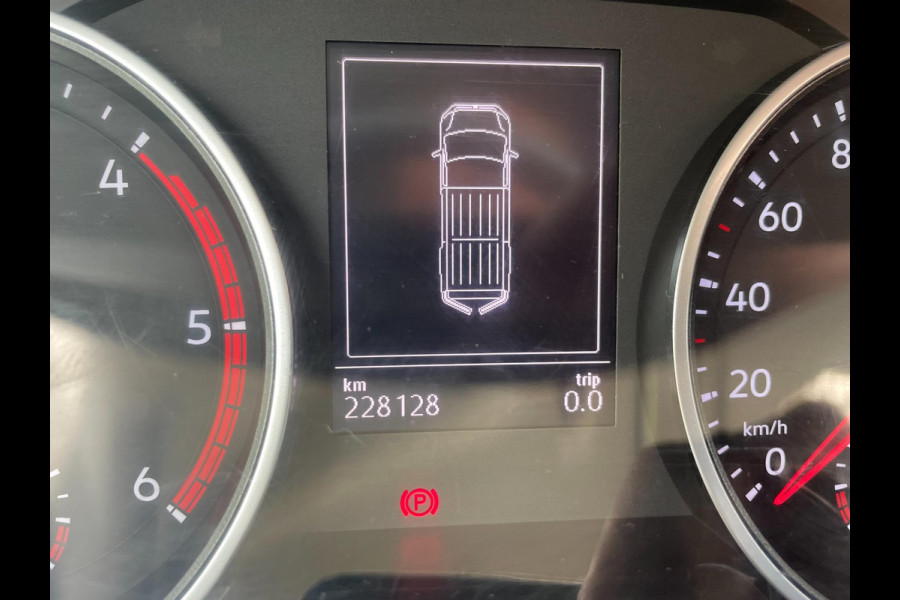 Volkswagen Crafter 35 2.0 TDI L5H3 Trendline AIRCO CRUISE NAVI CAMERA APPLE CARPLAY SIDEBARS ZEER NETTE BUS